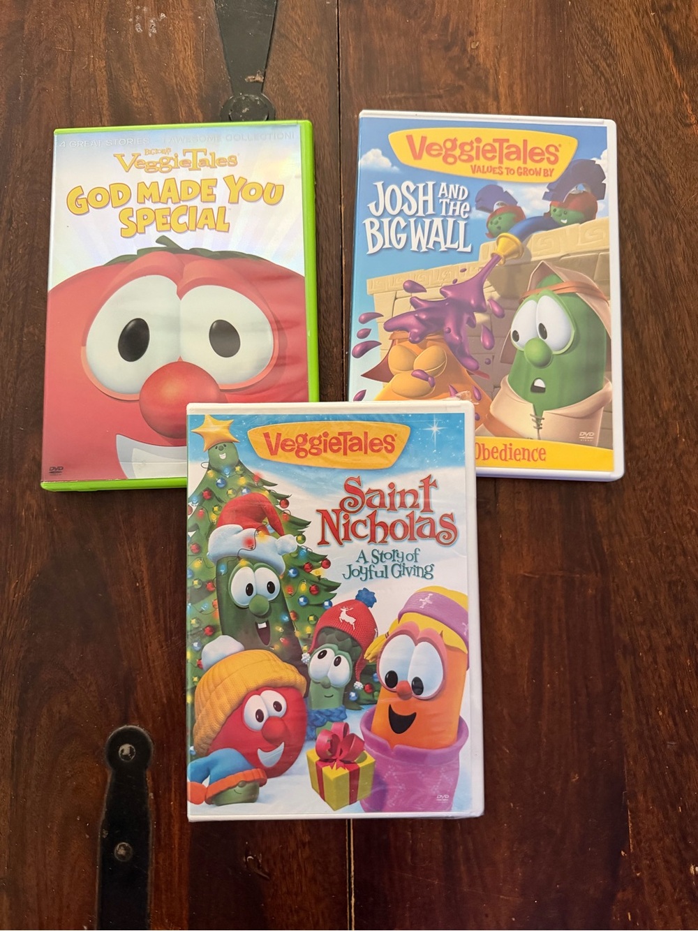 Veggie Tales Lot of 3 DVD
Movies Variety Animated
Childrens Series